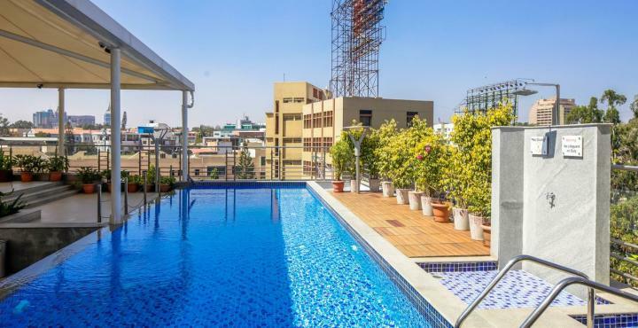 Iris The Business Hotel Bangalore Bagian luar foto