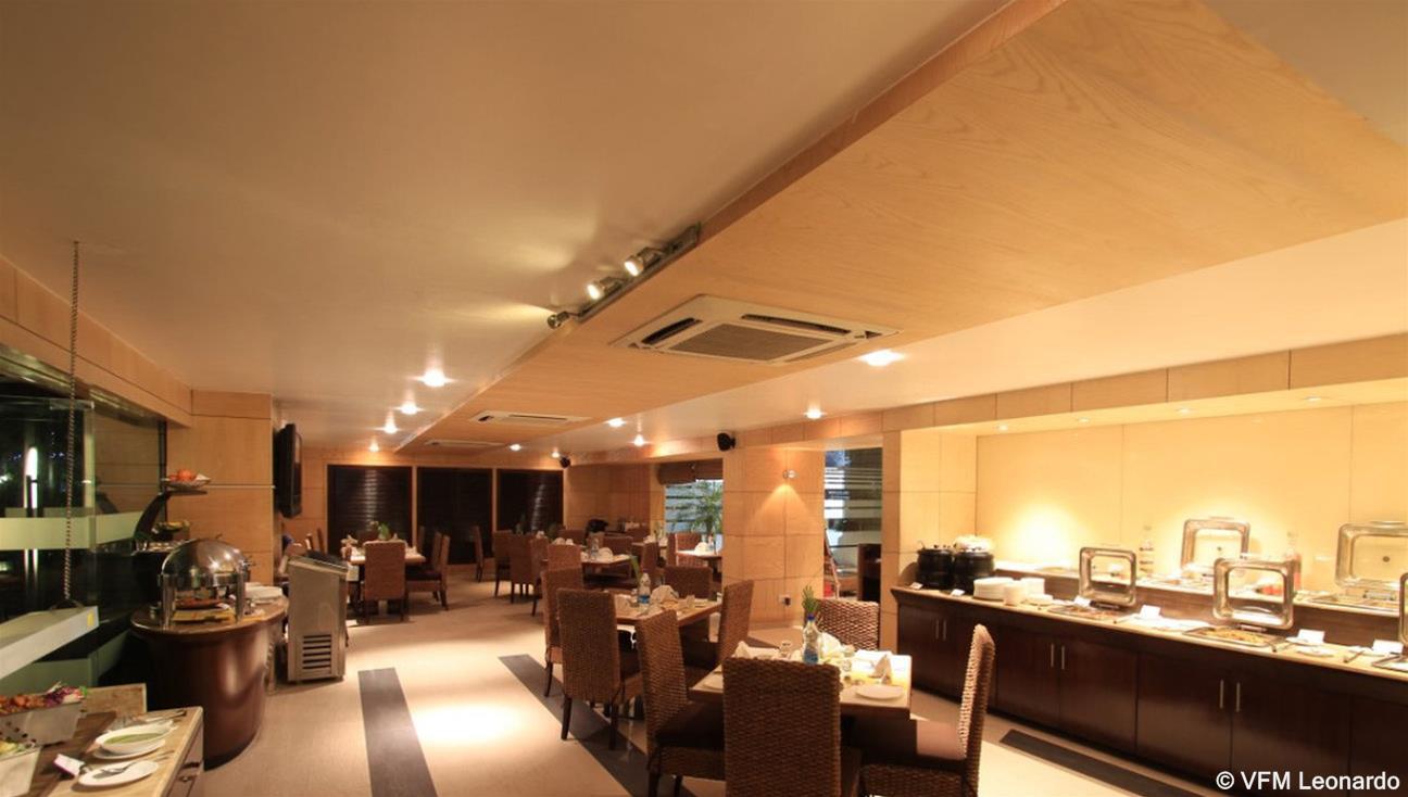 Iris The Business Hotel Bangalore Bagian luar foto